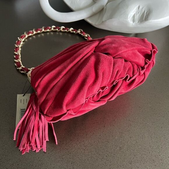 ADRIENNE VITTADINI Red Burgundy Suede Knotted Tassel Shoulder Bag. - Picture 4 of 10